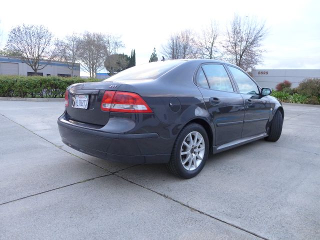 2004 Saab 9-3 Loaded W/ Nav