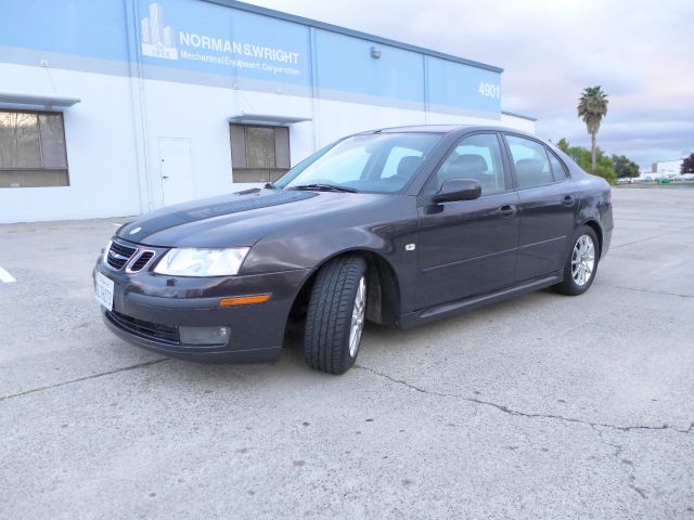 2004 Saab 9-3 Loaded W/ Nav