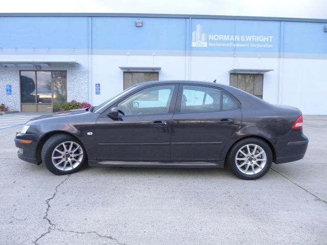 2004 Saab 9-3 Loaded W/ Nav