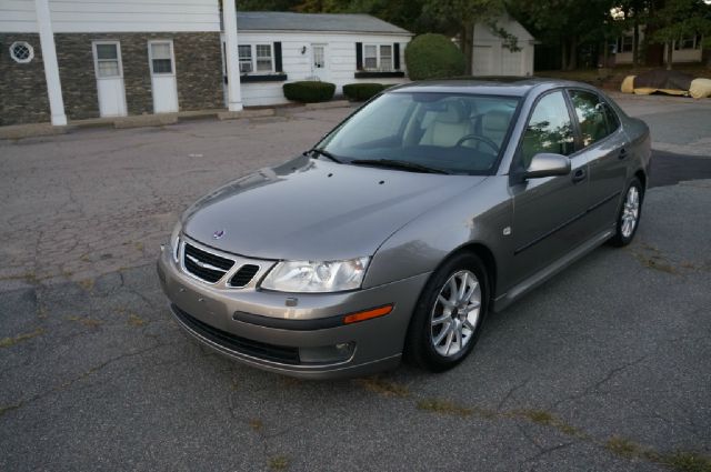 2004 Saab 9-3 Loaded W/ Nav