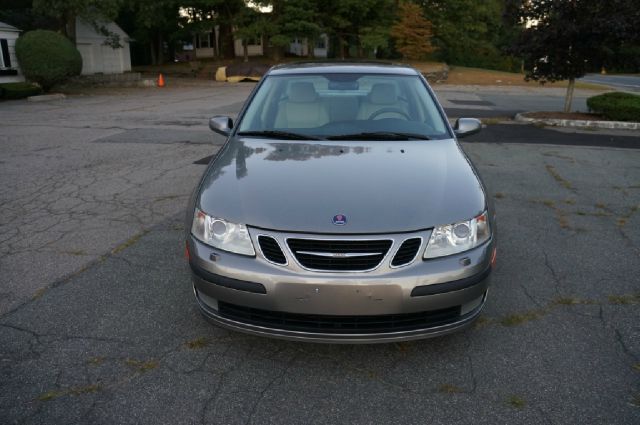 2004 Saab 9-3 Loaded W/ Nav