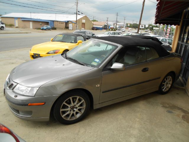 2004 Saab 9-3 Classic LT