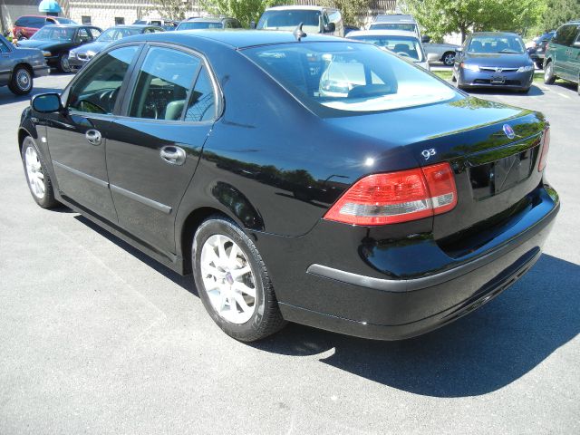 2004 Saab 9-3 Loaded W/ Nav