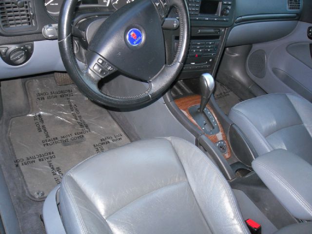 2004 Saab 9-3 Loaded W/ Nav