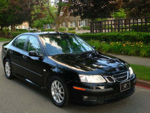 2004 Saab 9-3 Loaded W/ Nav