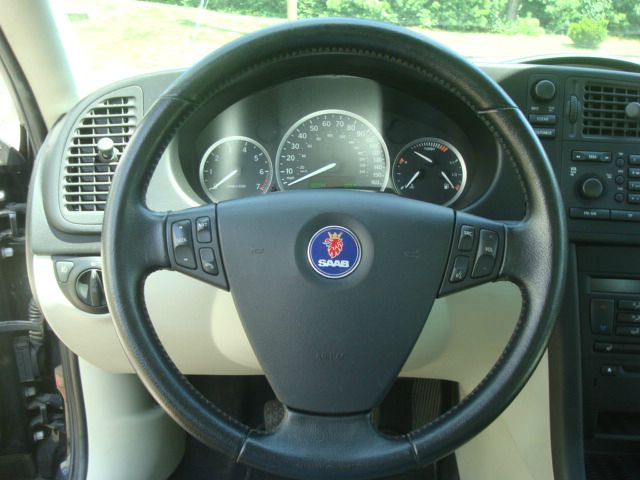 2005 Saab 9-3 Loaded W/ Nav