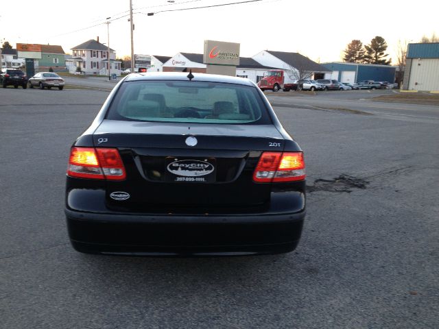 2005 Saab 9-3 Loaded W/ Nav