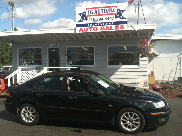 2005 Saab 9-3 Loaded W/ Nav