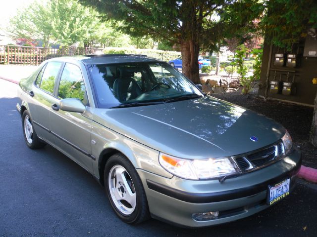 1999 Saab 9-5 SE