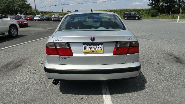 2001 Saab 9-5 S32