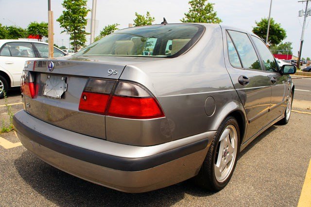 2001 Saab 9-5 S32