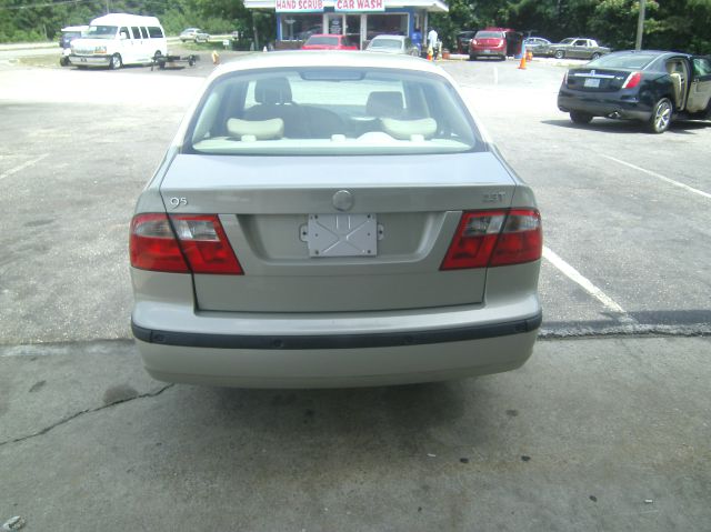 2005 Saab 9-5 UP 4DR 4X4