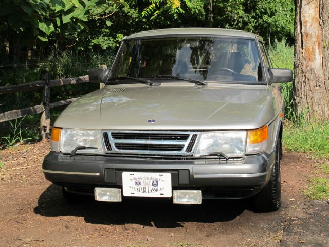 1993 Saab 900 W-1sc PKG