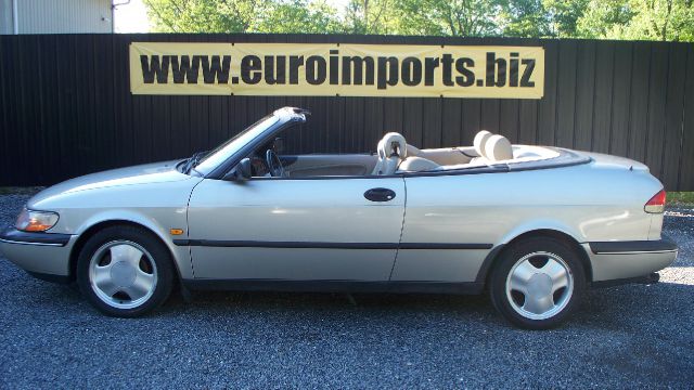 1996 Saab 900 XL 4X4 SLT