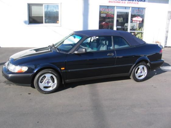 1998 Saab 900 Convertible