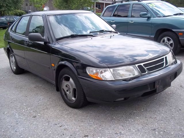 1998 Saab 900 15