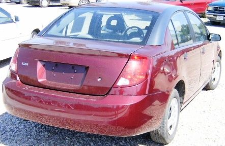 2003 Saturn Ion LE - Like New Clean Title