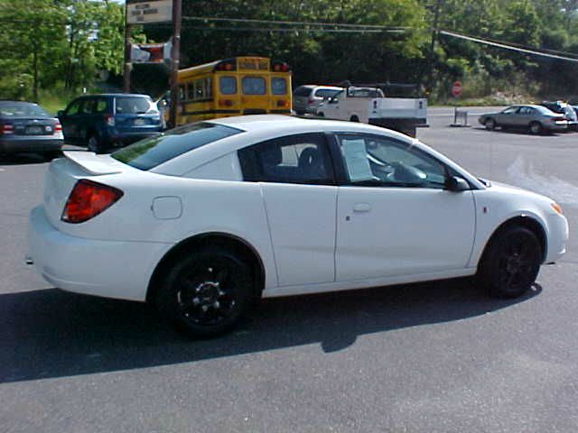 2004 Saturn Ion 2dr Cpe S SUV