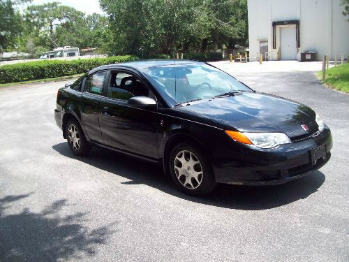 2005 Saturn Ion Chasis Tow Truck