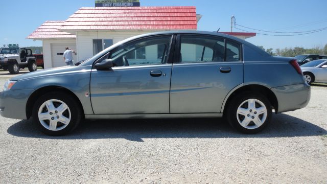 2007 Saturn Ion SLE - ONE Owner Clean Carfax