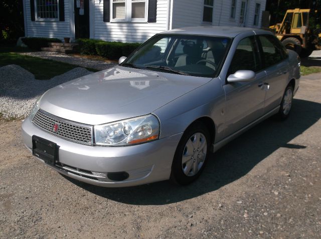 2004 Saturn L300 Unknown