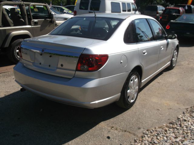 2004 Saturn L300 Unknown