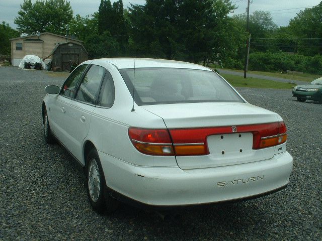 2000 Saturn L Series Unknown