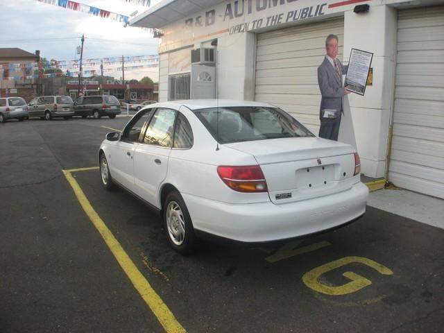 2000 Saturn L Series Unknown