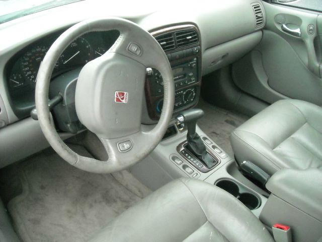 2001 Saturn L Series Unknown