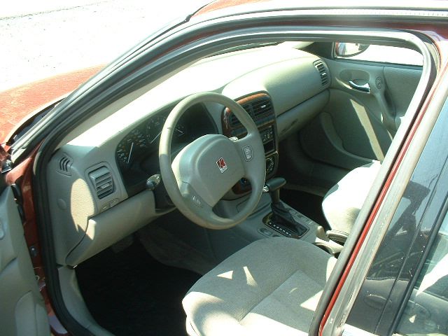 2001 Saturn L Series Unknown