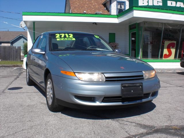 2002 Saturn L Series 2WD Eddie Bauer