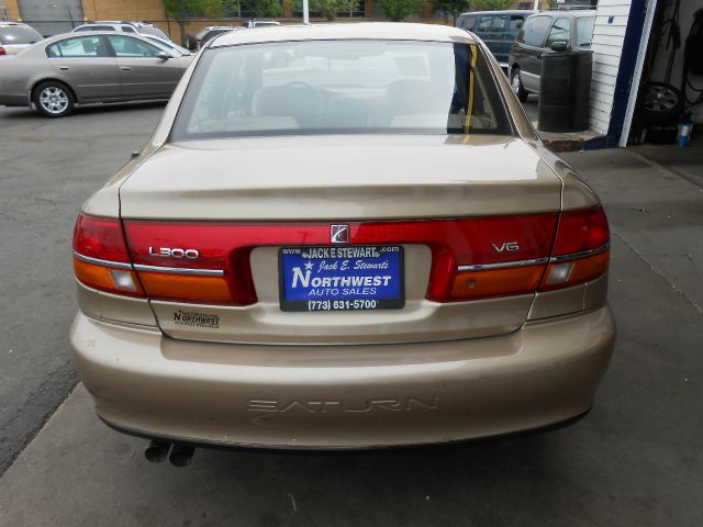 2002 Saturn L Series 2