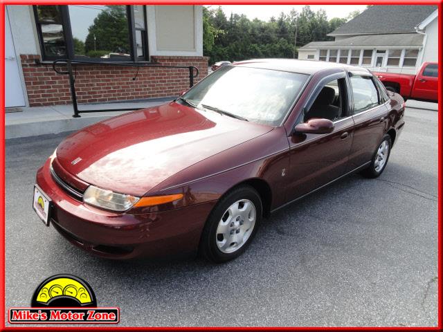 2002 Saturn L Series 2WD Eddie Bauer