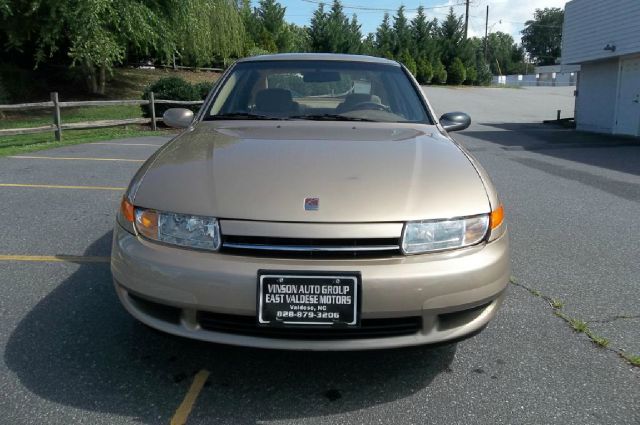 2002 Saturn L Series 2WD Eddie Bauer