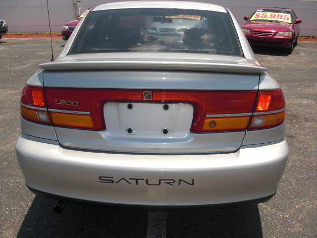 2002 Saturn L Series Unknown