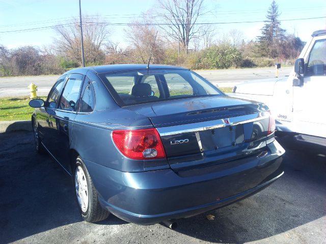 2003 Saturn L Series 2WD Eddie Bauer