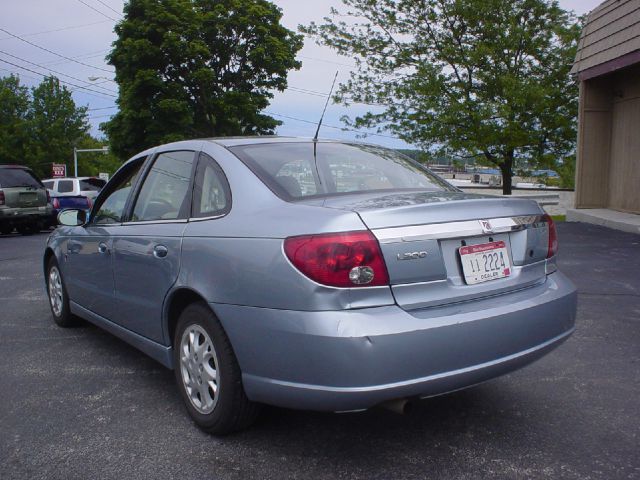 2003 Saturn L Series 2WD Eddie Bauer