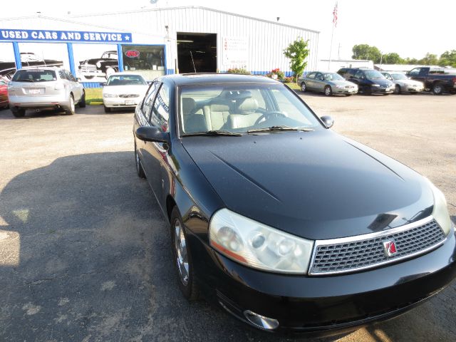 2003 Saturn L Series 2WD Eddie Bauer