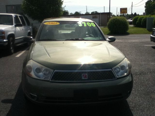 2003 Saturn L Series 2WD Eddie Bauer