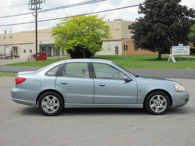 2003 Saturn L Series 2WD Eddie Bauer