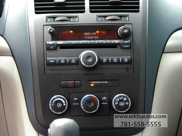 2007 Saturn Outlook 4WD 4dr VP