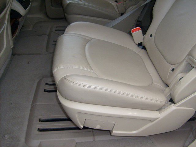 2008 Saturn Outlook E63 AMG Sedan 4D