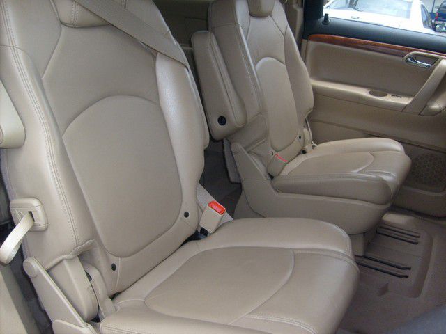 2008 Saturn Outlook E63 AMG Sedan 4D