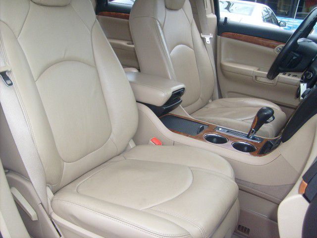 2008 Saturn Outlook E63 AMG Sedan 4D