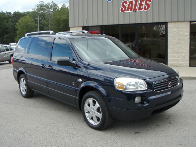 2005 Saturn Relay 2dr 3.8L Auto Track