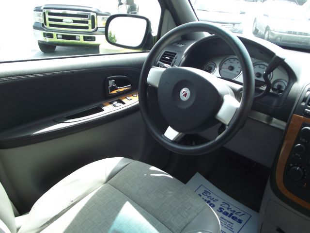 2006 Saturn Relay GT WITH Leather And Sunroof