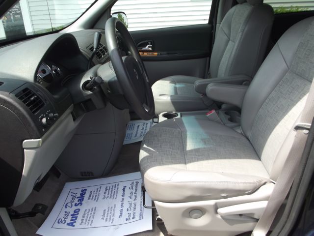 2006 Saturn Relay GT WITH Leather And Sunroof