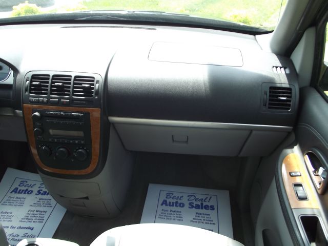 2006 Saturn Relay GT WITH Leather And Sunroof