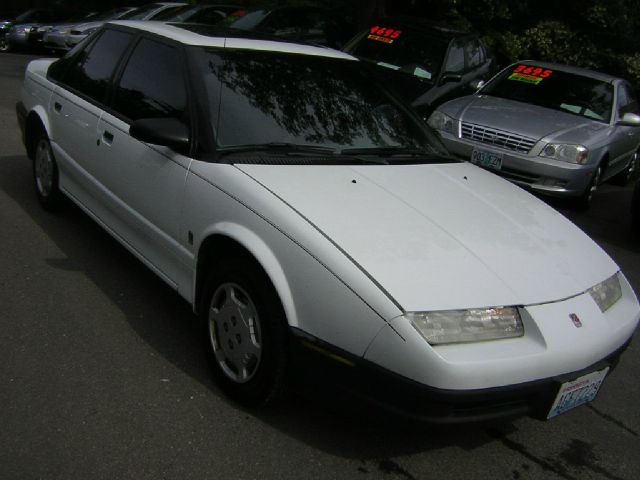 1992 Saturn S Series Base S