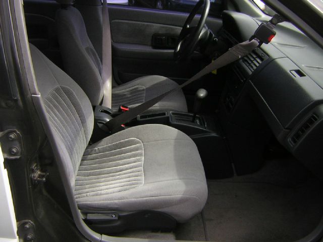 1992 Saturn S Series Base S